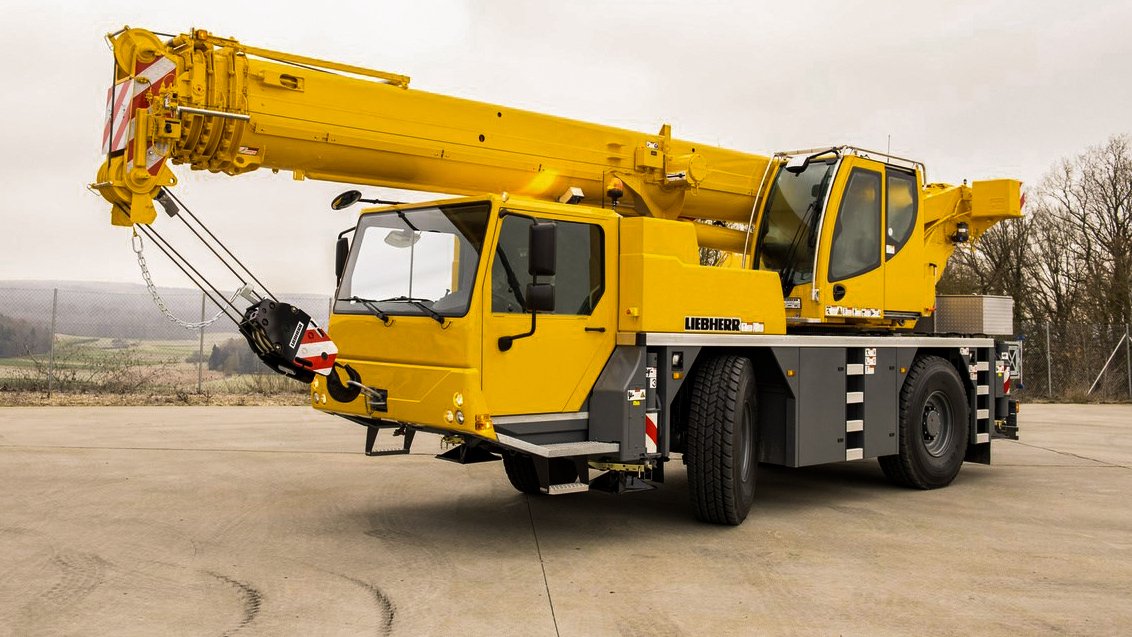 Mobile Cranes by Axle Count - HEAVY LIFTERS