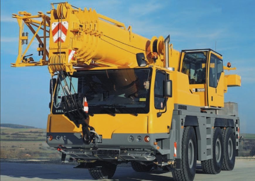 Liebherr LTM1055-3.1 mobile crane